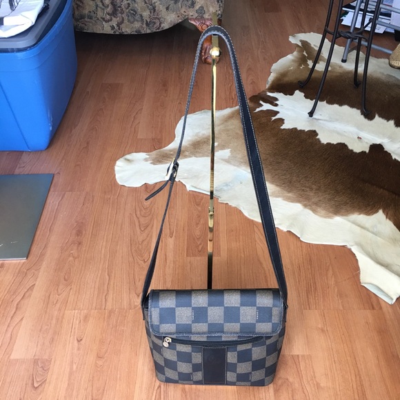 SOLD! Vintage Fendi checkerboard crossbody bag - Picture 3 of 14